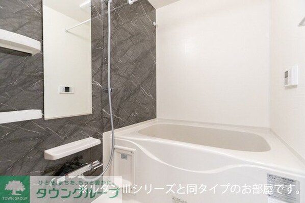 イーストフィールドIの物件内観写真